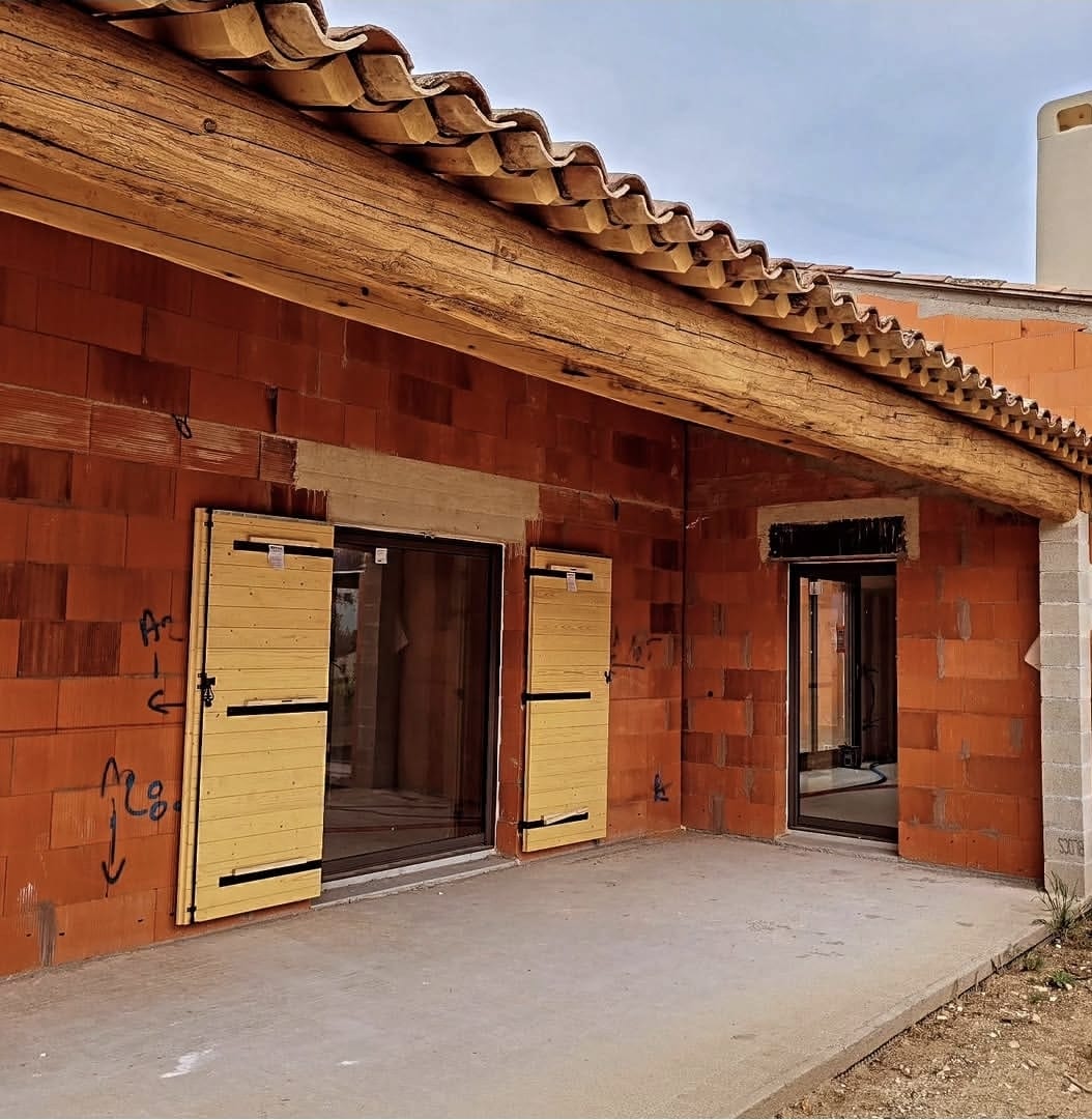 Construction neuve — brique monomur & charpente traditionnelle